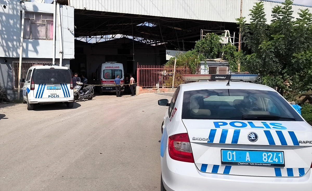 Adana'da esnaf Cevdet Abay iş yerinde vurulmuş bulundu