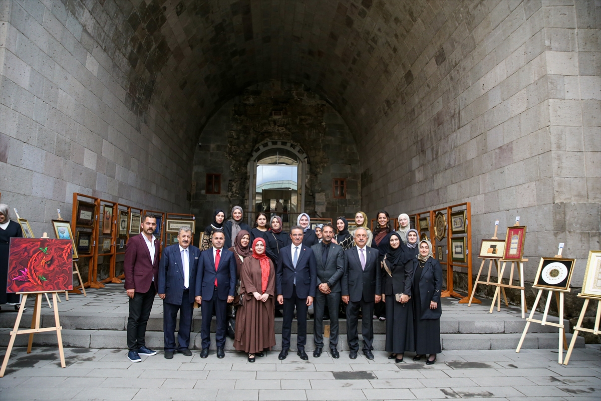 Vali Aydın Baruş: Erzurum'un kültürel zenginliği sergide