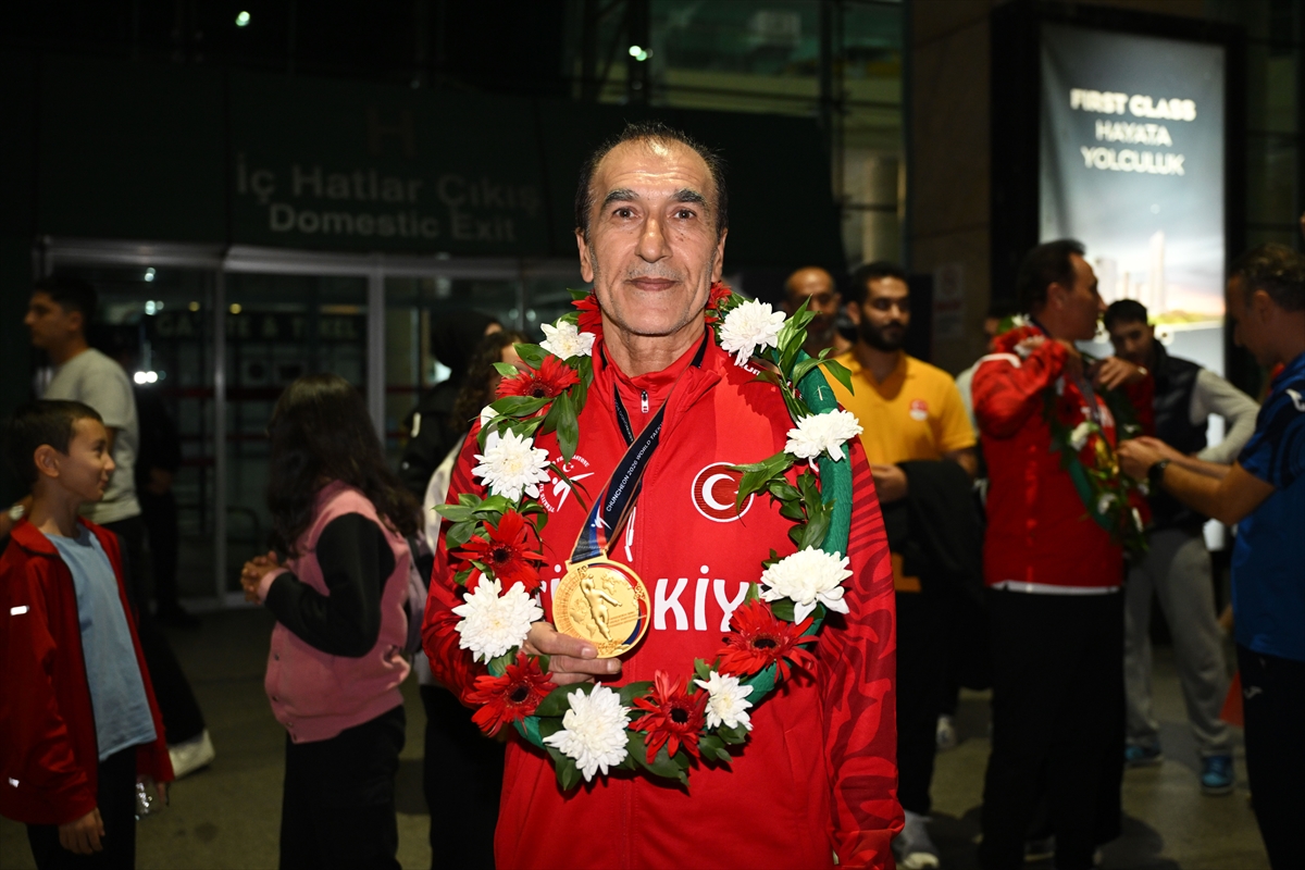 Tekvando: Milli sporcular 10 yıllık altın madalya hasretine son verdi