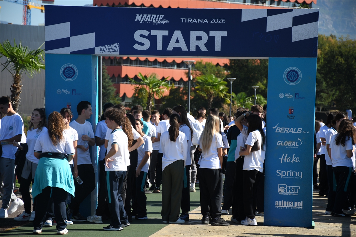 Maarif Vakfı Arnavutluk'ta yeni eğitim yılına maratonla başladı