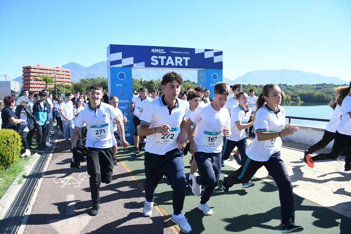 Maarif Vakfı Arnavutluk'ta yeni eğitim yılına maratonla başladı