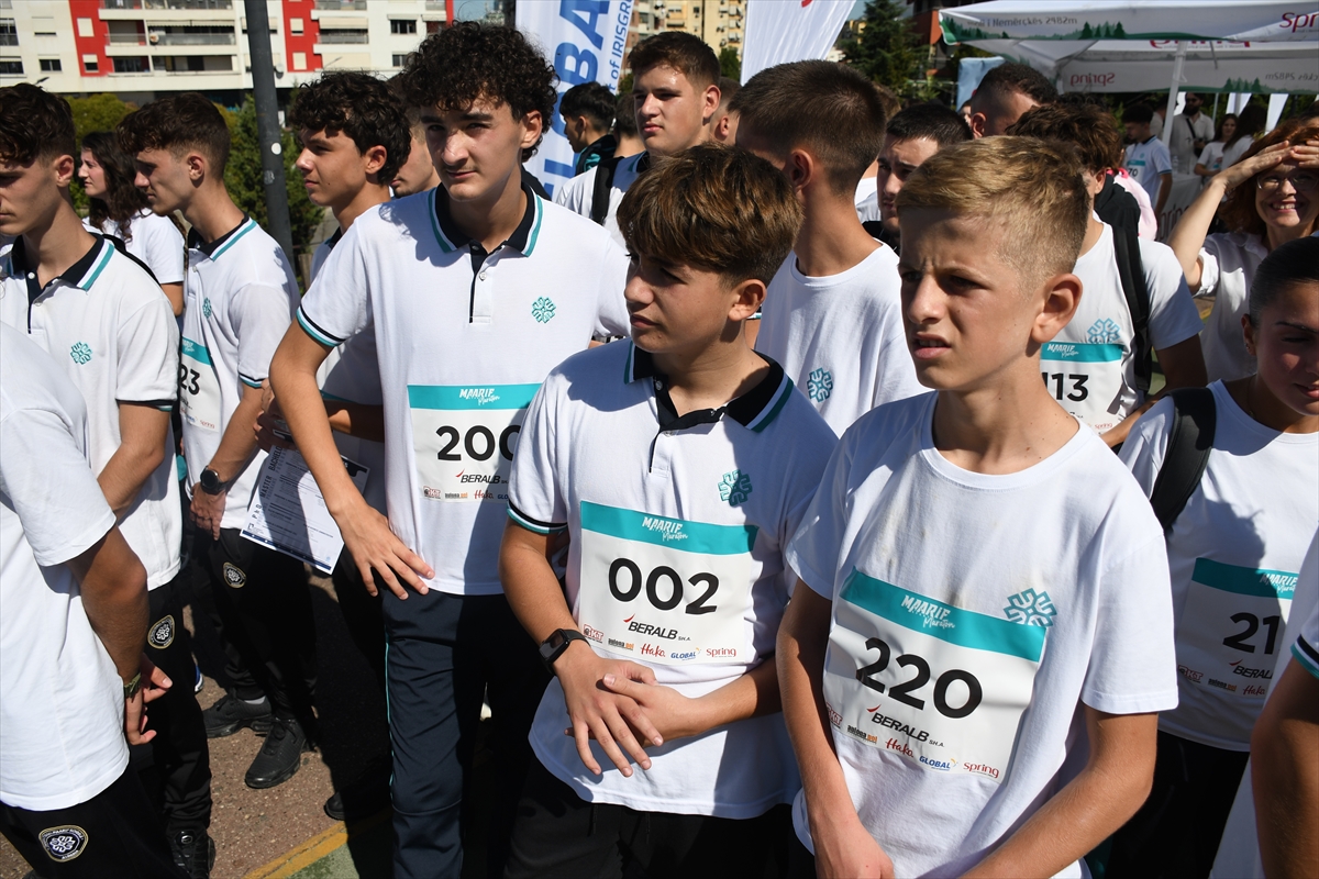 Maarif Vakfı Arnavutluk'ta yeni eğitim yılına maratonla başladı