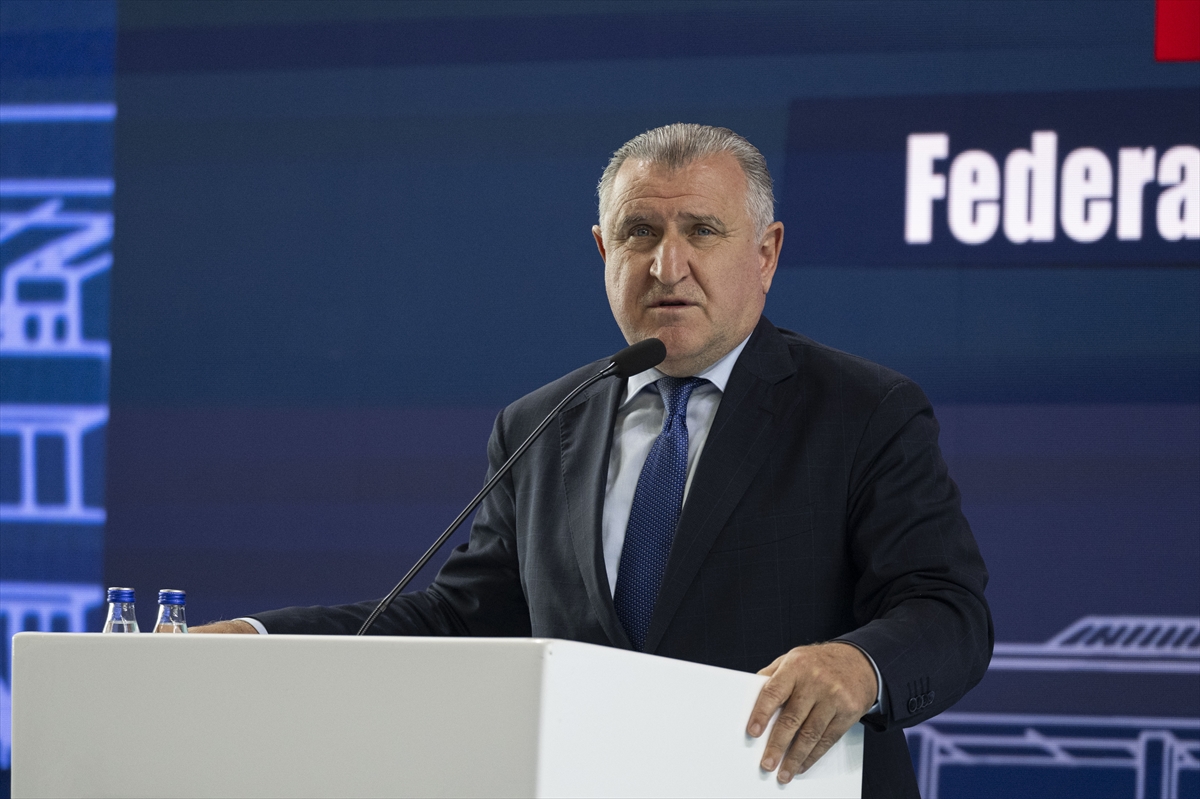 Bakan Osman Aşkın Bak: Cimnastik yatırımları karşılık verdi