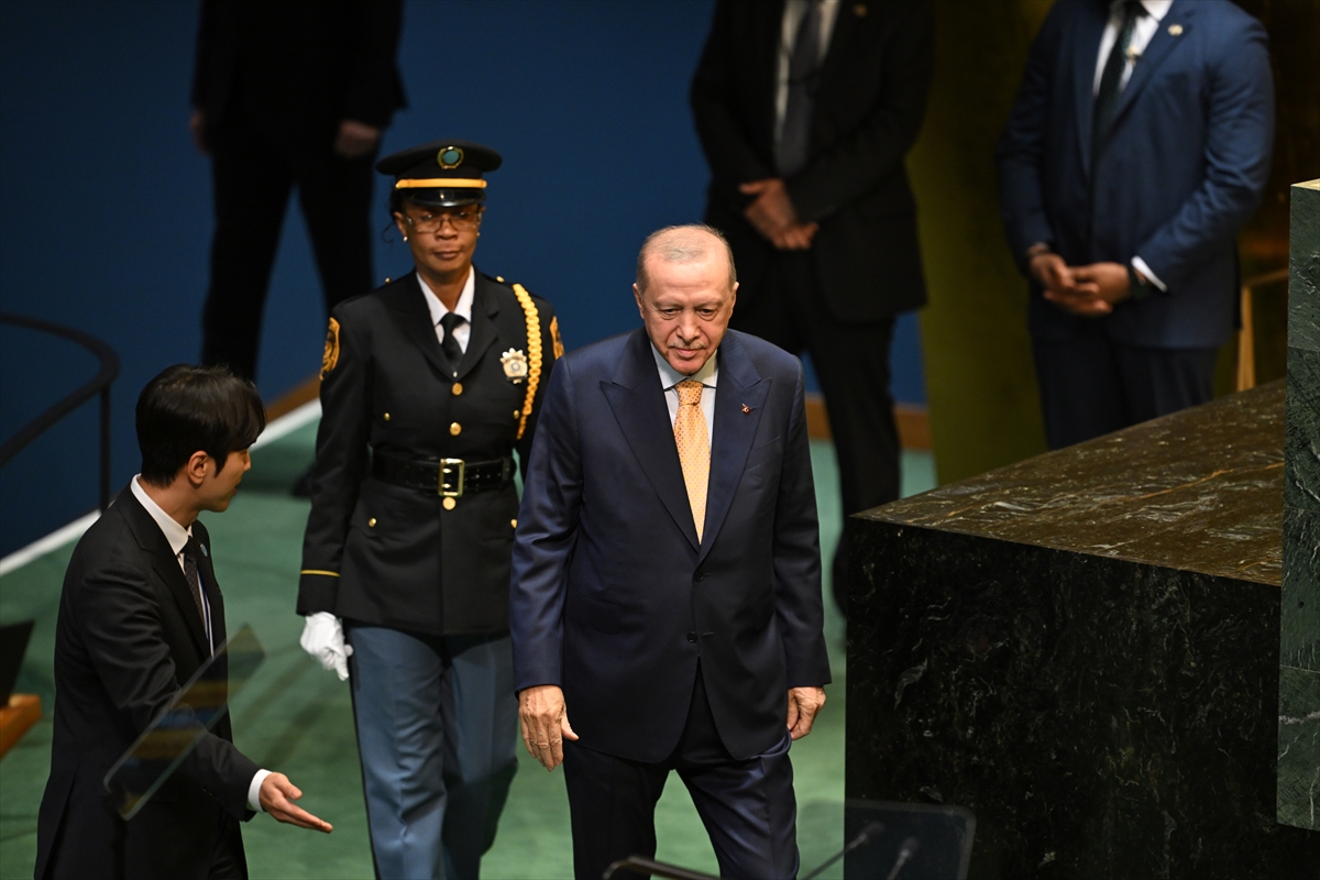 Cumhurbaşkanı Erdoğan, Birleşmiş Milletler 81. Genel Kurulu'na hitap etti: (1)