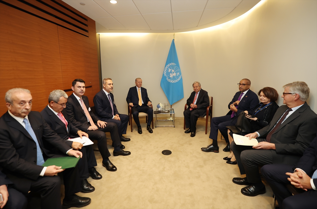 Cumhurbaşkanı Erdoğan: BM Genel Sekreteri Guterres ile görüştü