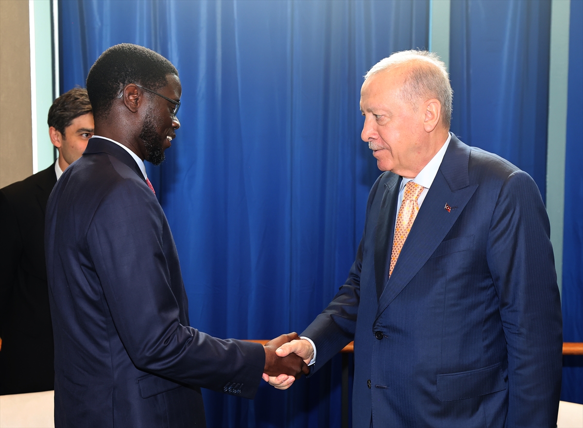 Cumhurbaşkanı Erdoğan, Senegal Cumhurbaşkanı Faye ile görüştü