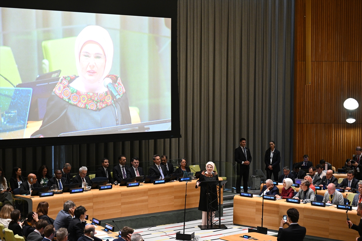 Emine Erdoğan, "UEA Yüksek Düzeyli Enerji Dönüşümü Diyaloğu Toplantısı"nda konuştu:
