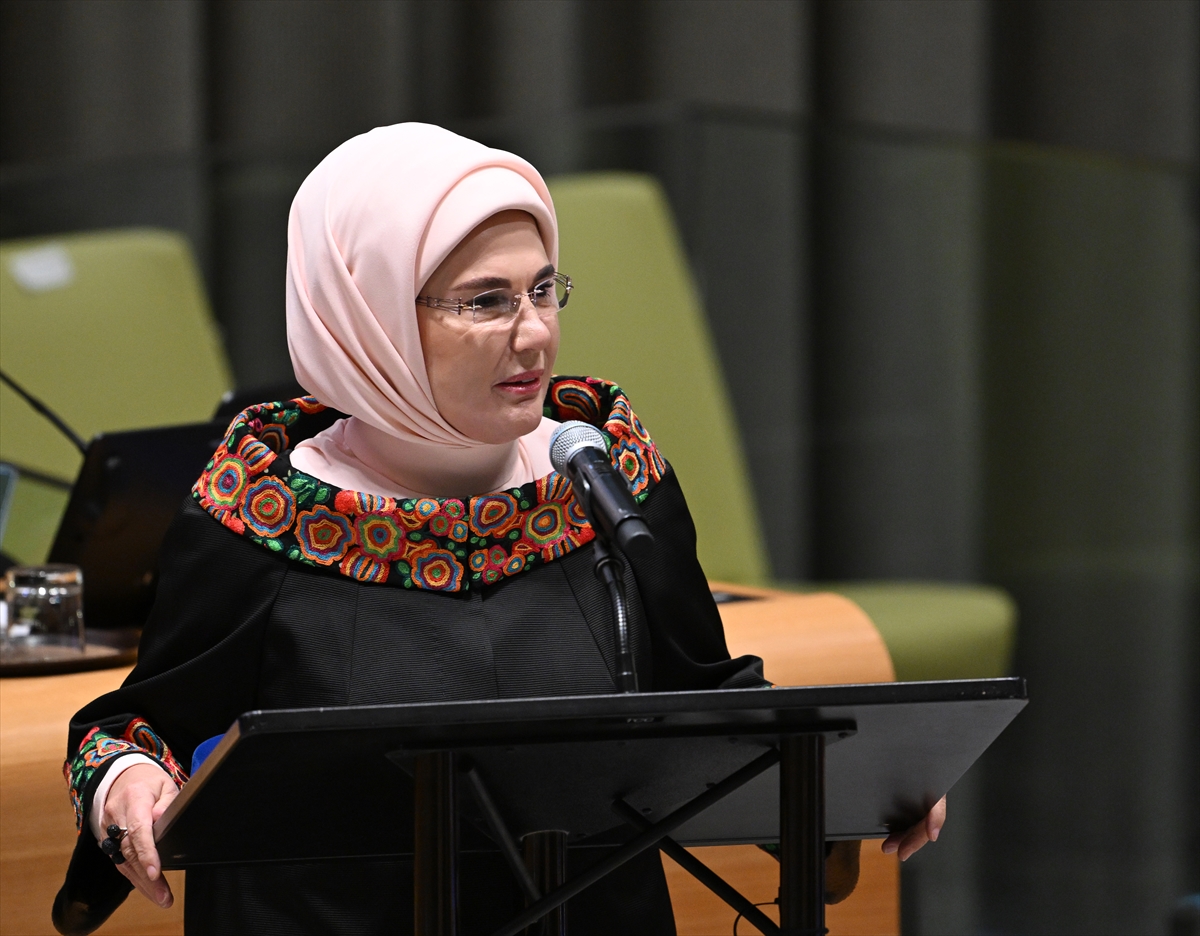 Emine Erdoğan, "UEA Yüksek Düzeyli Enerji Dönüşümü Diyaloğu Toplantısı"nda konuştu: