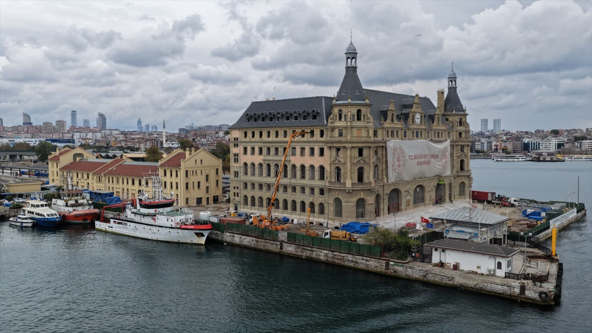 Kültür ve Turizm Bakanı Ersoy: Haydarpaşa ilk etabı 2027'de tamamlanacak