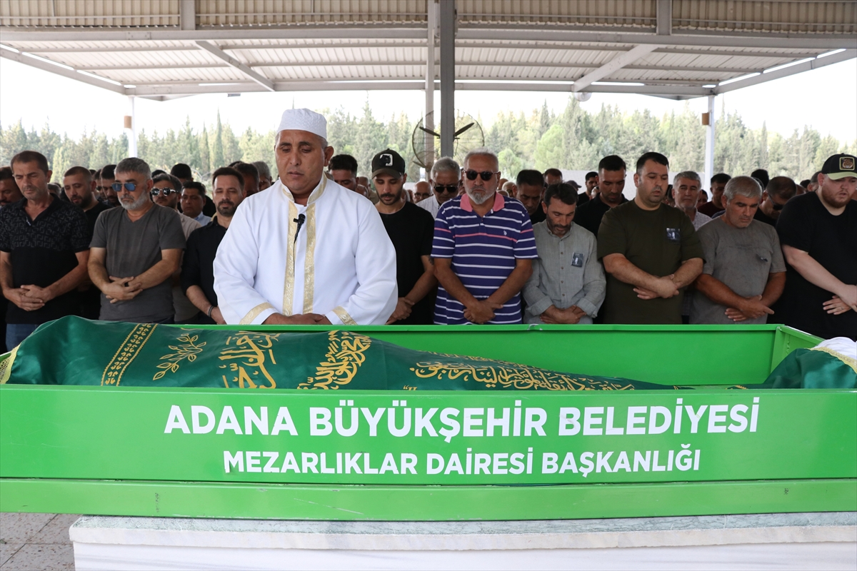 Bandırmasporlu Tolga Kalender Adana'da son yolculuğuna uğurlandı