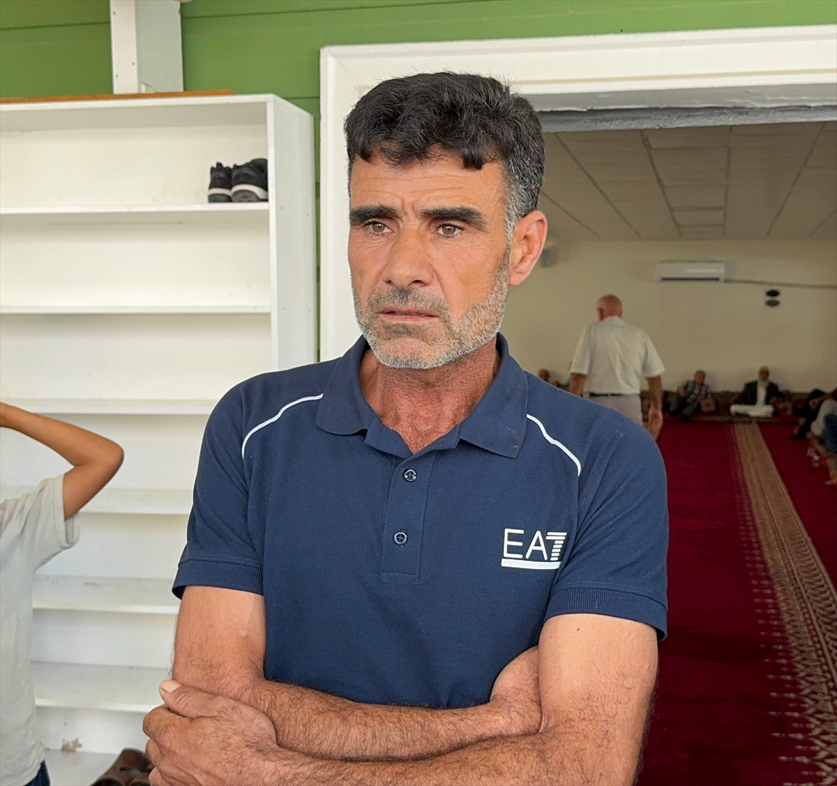 Adana'da otomobilde seyir halindeyken başına mermi isabet eden çocuk hayatını kaybetti