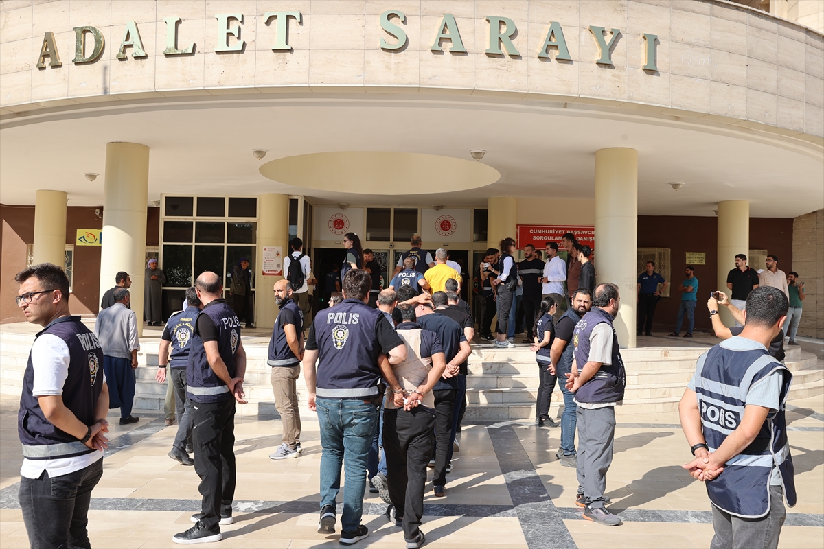 Şanlıurfa merkezli yasa dışı bahis operasyonunda 27 zanlı tutuklandı