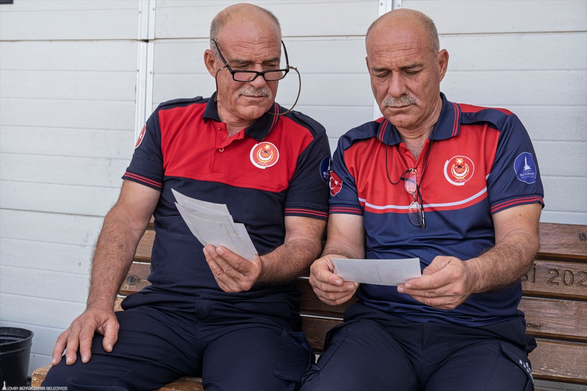 İzmirli İkiz İtfaiyeciler: 33 Yıl Alevlerle Mücadele