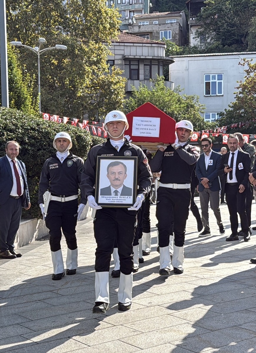 Son yolculuğuna uğurlandı