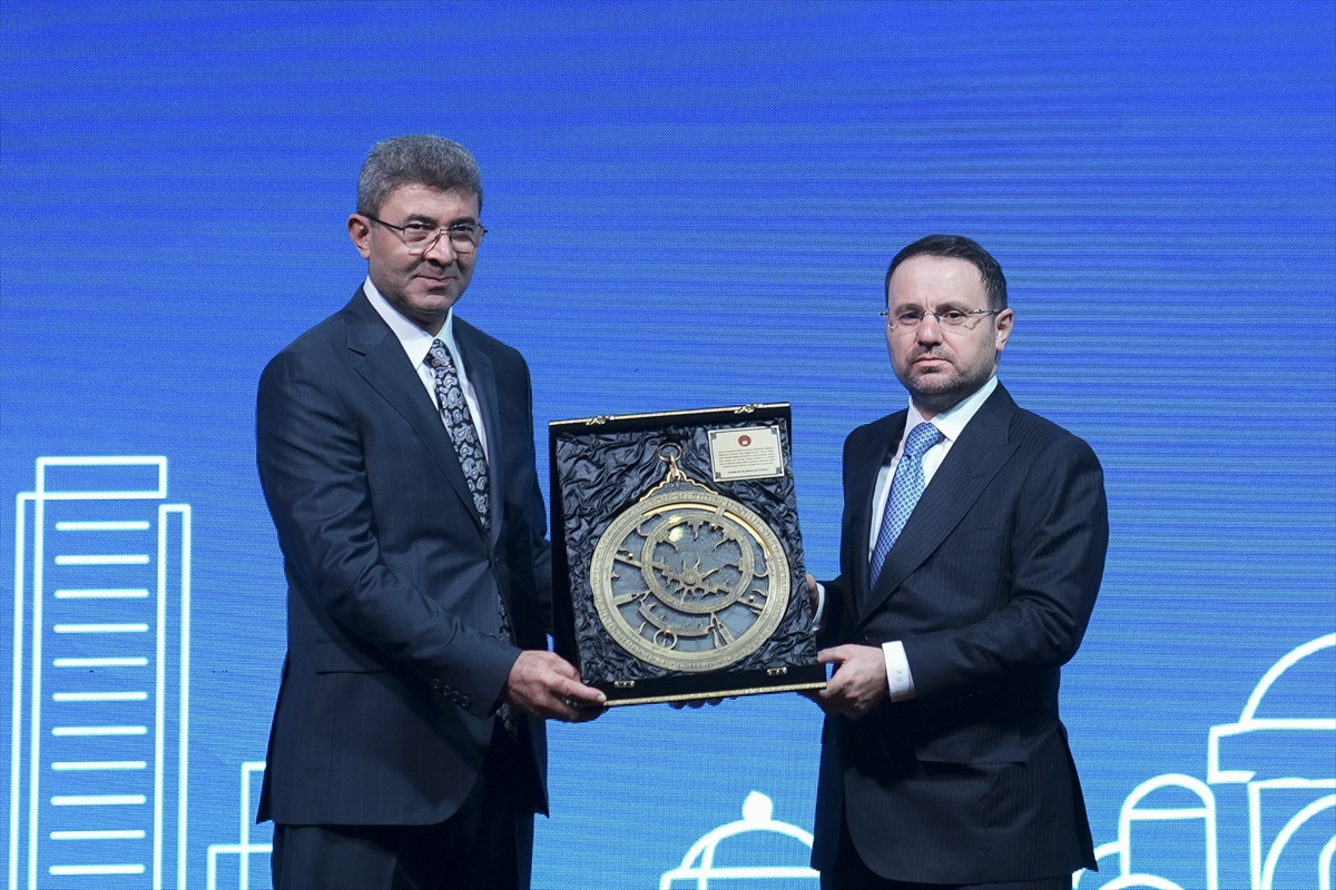 Bakan Gürlek, HSK'nin "Yargının Etkinliği İzleme ve Değerlendirme Toplantısı"nda konuştu: