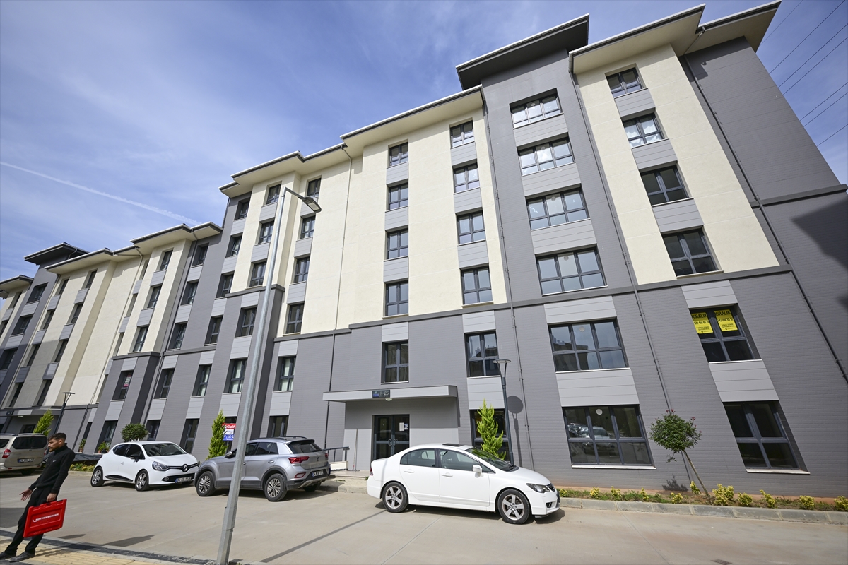 TOKİ Kiralık Sosyal Konut Projesi: İstanbul'da örnek daireler tanıtıldı