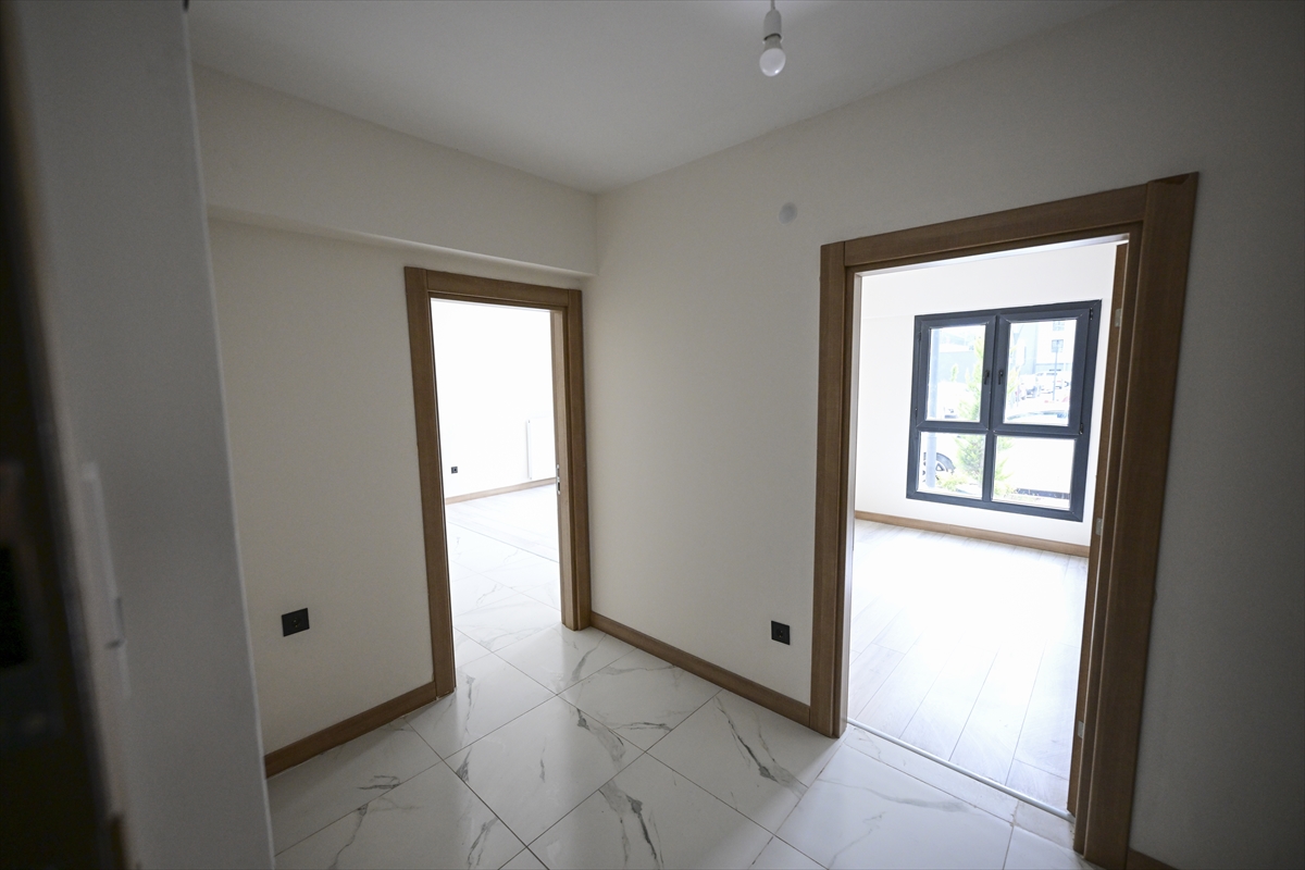 TOKİ Kiralık Sosyal Konut Projesi: İstanbul'da örnek daireler tanıtıldı