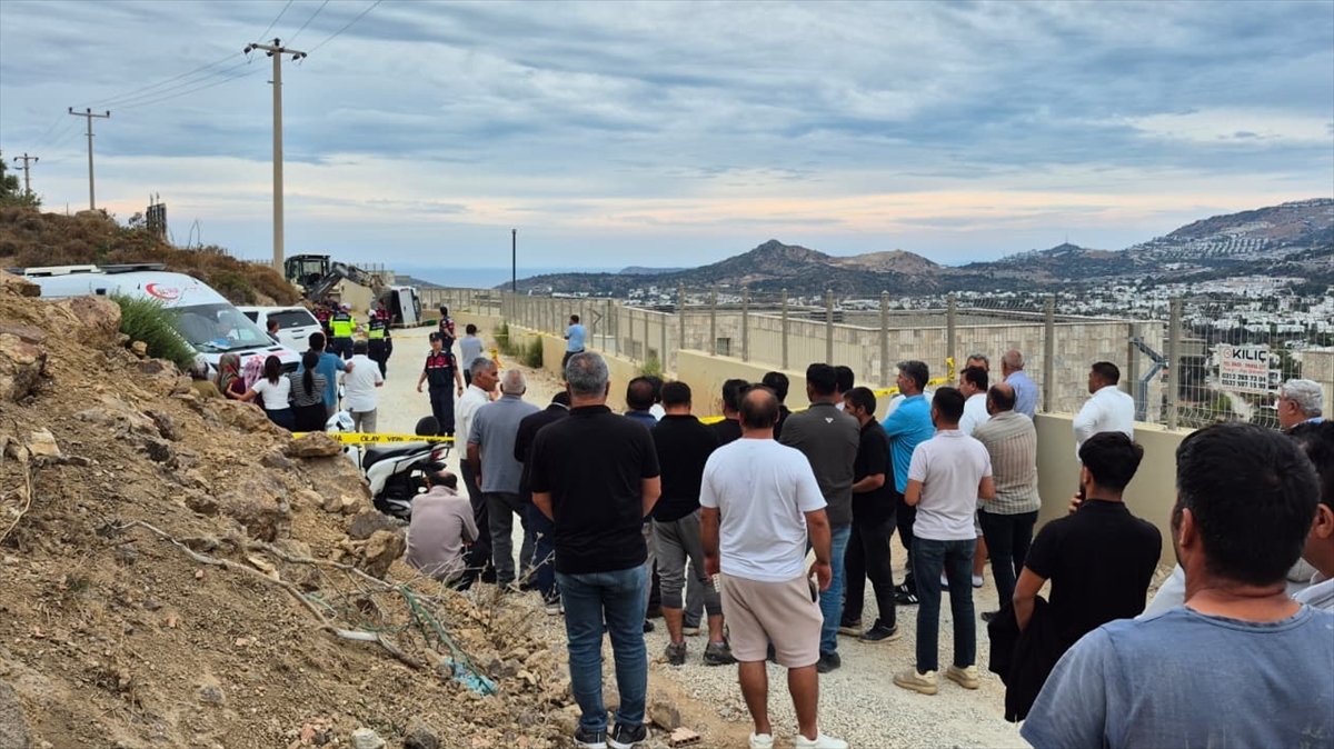 Bodrum'da kaza: 15 yaşındaki kamyonet sürücüsü hayatını kaybetti