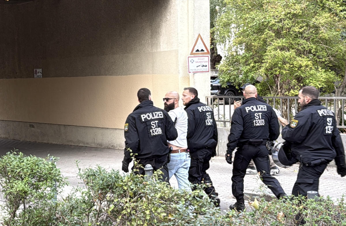 Berlin'de Filistin'e destek gösterisi: İsrail saldırıları protesto edildi