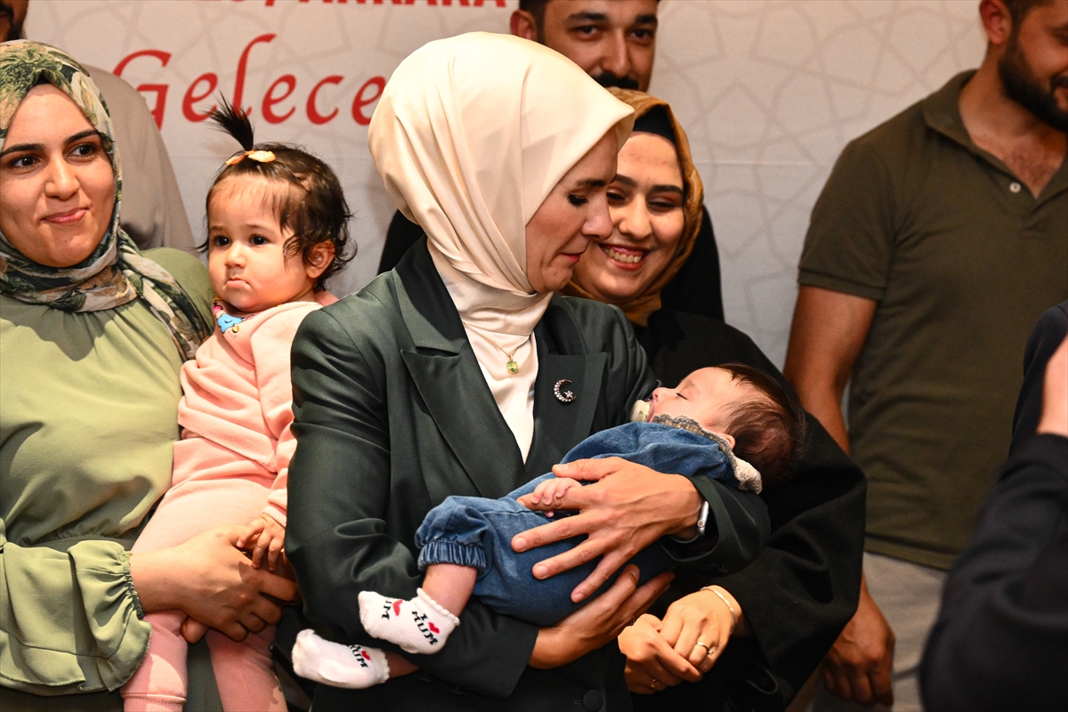 Bakan Göktaş: Sağlam aileler kurmaya devam edeceğiz