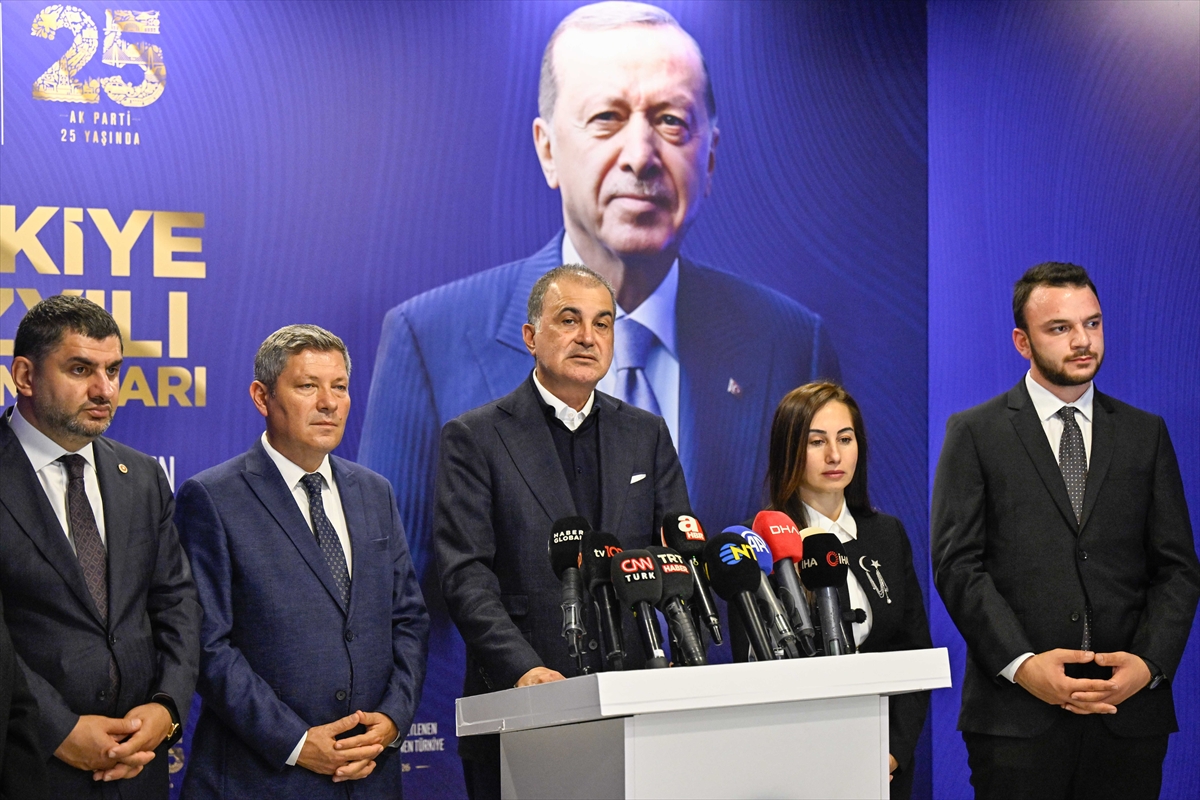 AK Parti Sözcüsü Ömer Çelik: Milletin birikimine çökülemez
