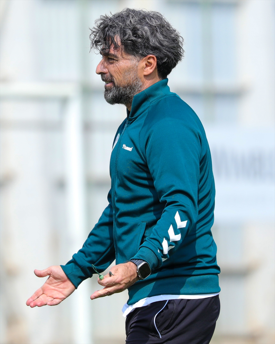 Konyaspor: Başakşehir maçı hazırlıkları sürüyor