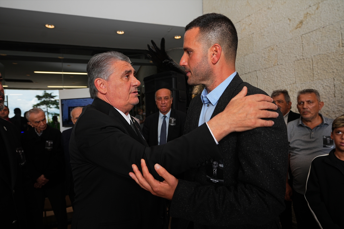 Beşiktaş'ın eski yöneticisi Metin Keçeli son yolculuğuna uğurlandı