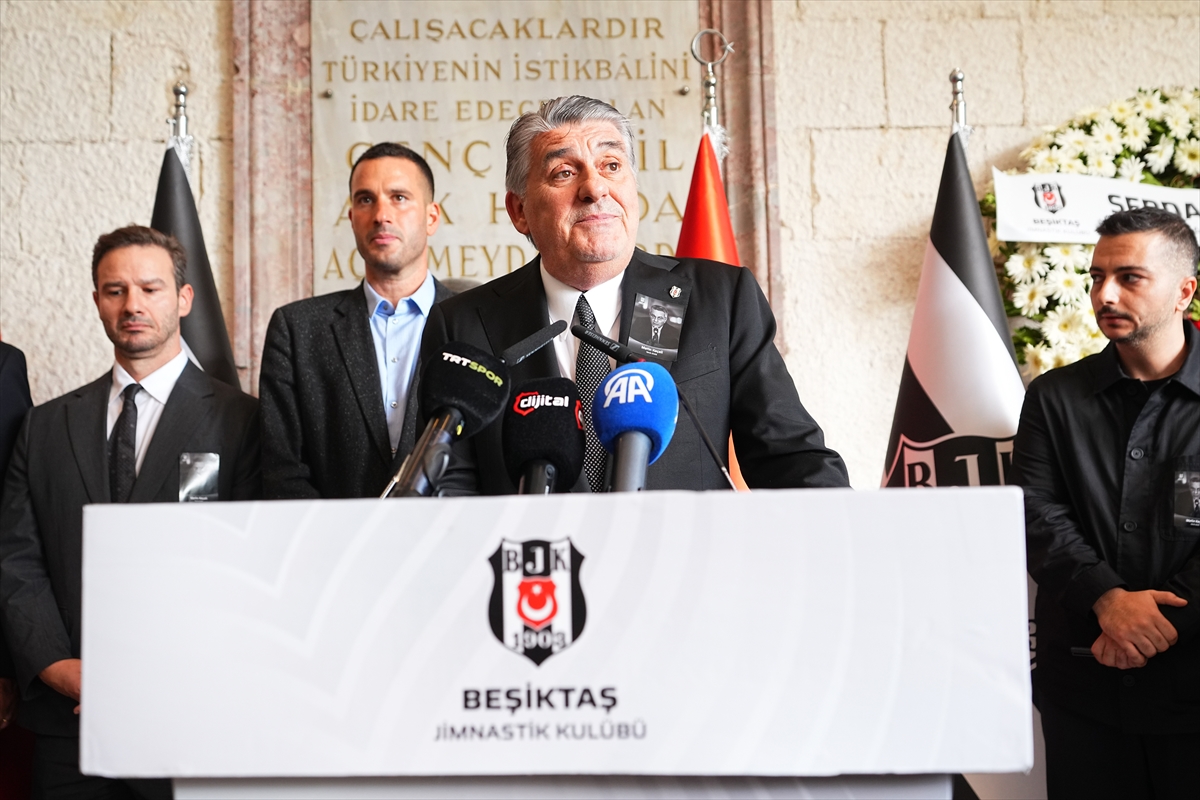 Beşiktaş'ın eski yöneticisi Metin Keçeli son yolculuğuna uğurlandı