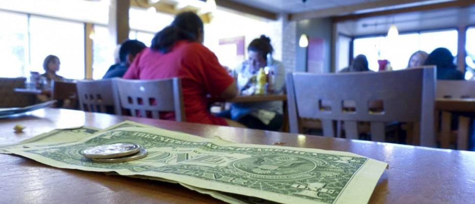 Avrupalı turistler ABD'de bahşiş alışkanlığını sorguluyor