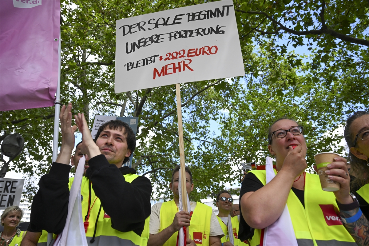 Almanya'da Perakende Sektörü Grevde