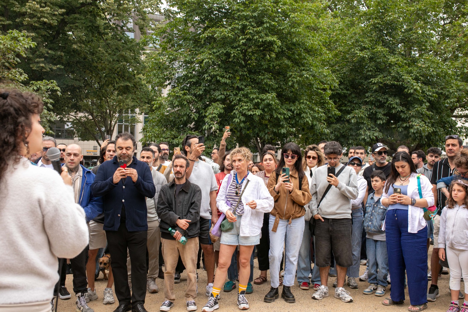 Massive Support for Deniz Göktaş in Berlin: Hundreds Gather at Oranienplatz