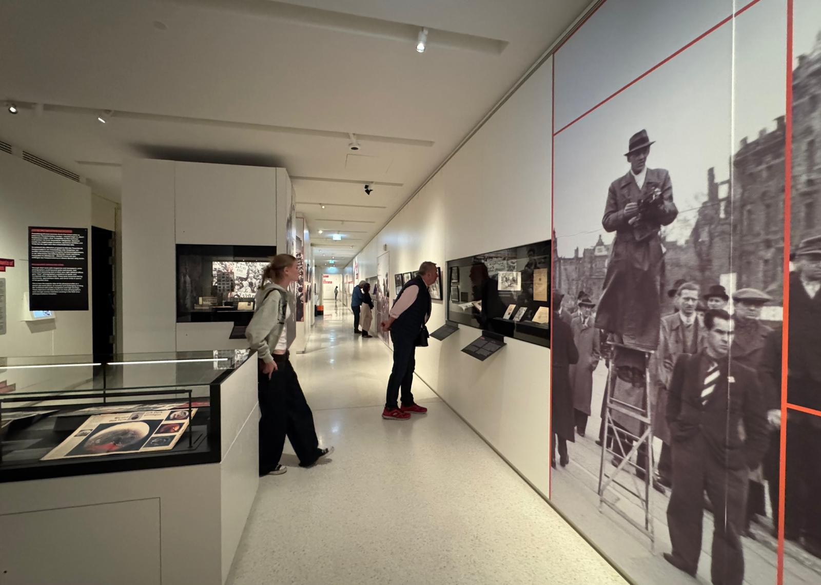 Berlin’de 100 Yıllık Basın Fotoğrafçılığı