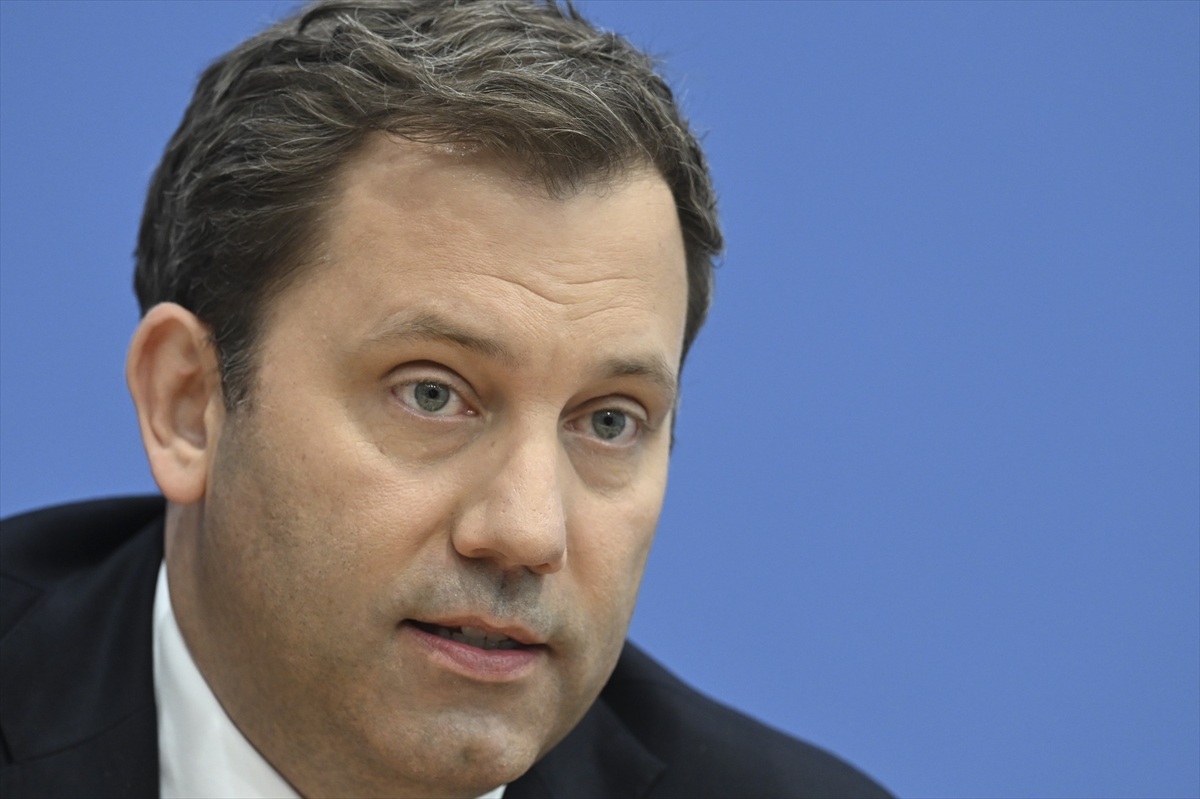 Germany's 2027 Budget: €203 Billion in New Debt