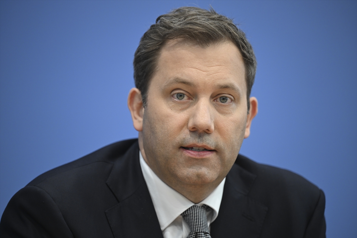 Germany's 2027 Budget: €203 Billion in New Debt