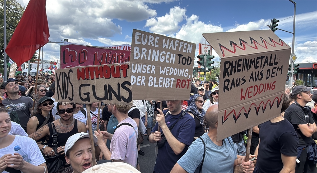 Berlin'de Rheinmetall protestosu: Çok sayıda gözaltı