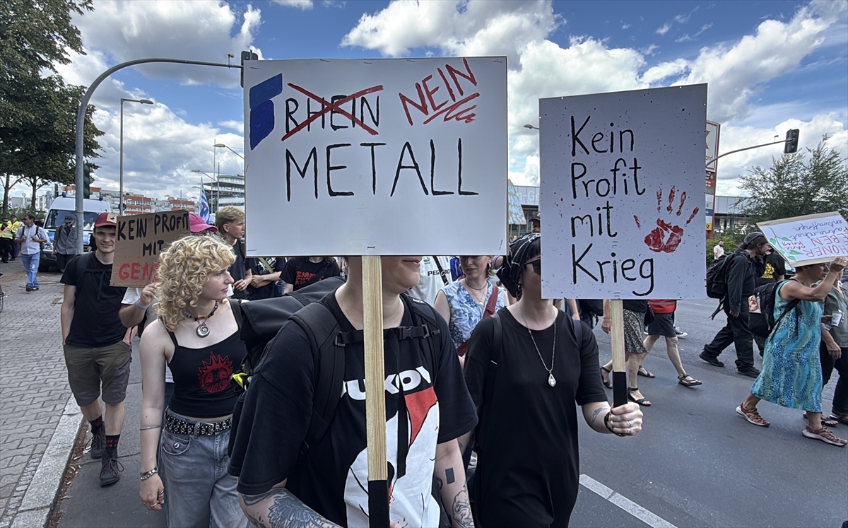 Berlin'de Rheinmetall protestosu: Çok sayıda gözaltı