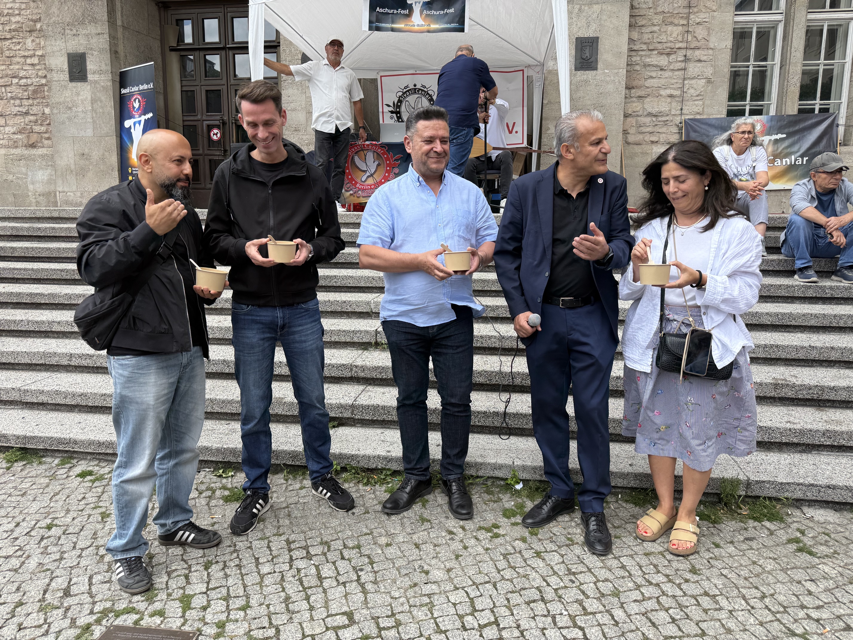Sivaslı Canlar Berlin: Aşure Lokması'nda Birlik Mesajı
