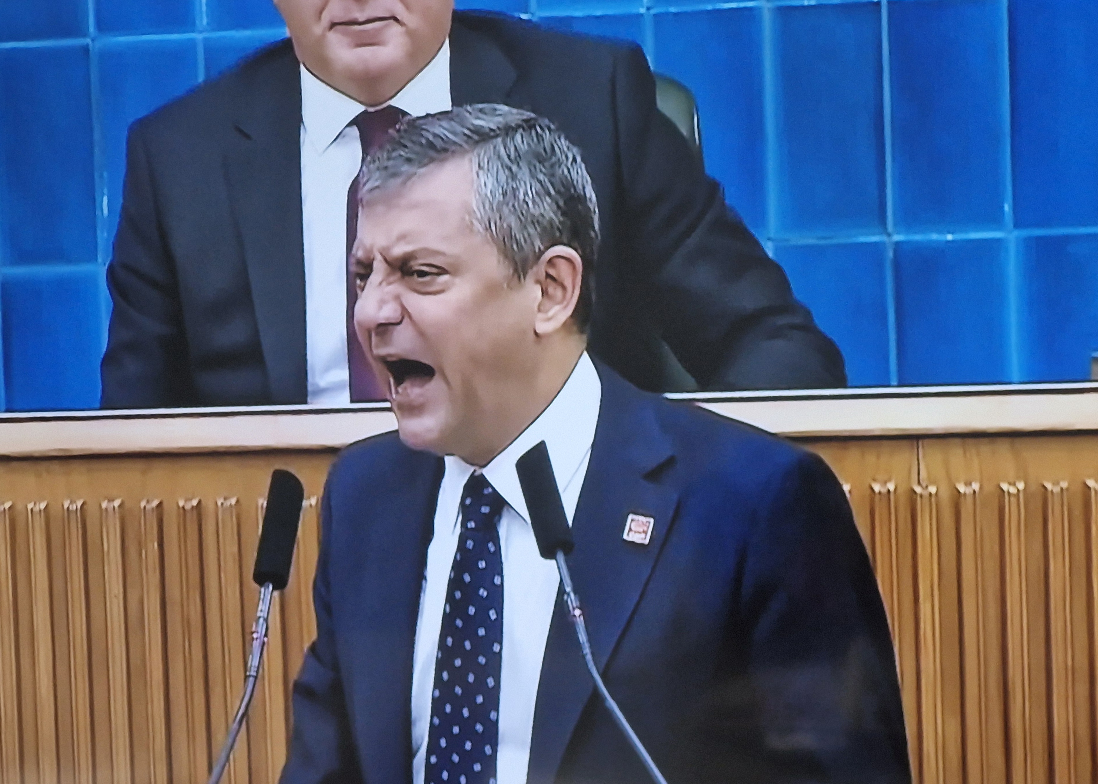 Özgür Özel: "Her Son Yeni Bir Başlangıçtır"