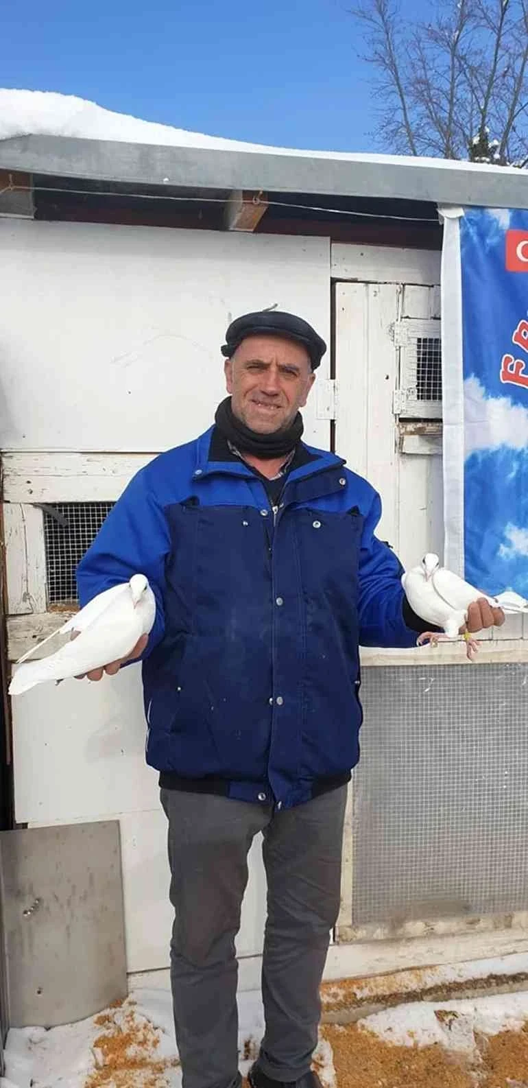 Yarım asırdır güvercin tutkusuyla yaşıyor