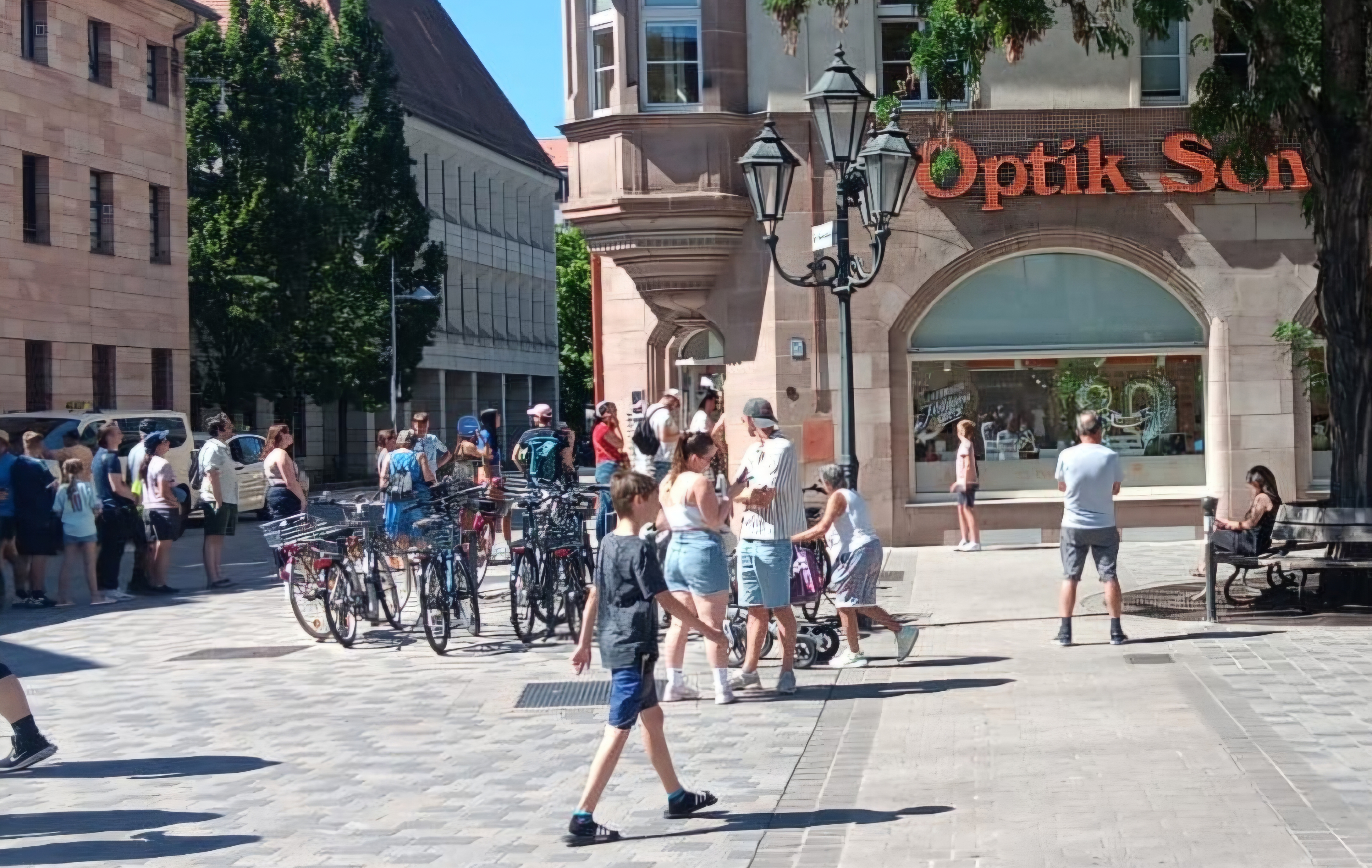 Güneş tutulması Nürnberg’de büyük ilgi gördü