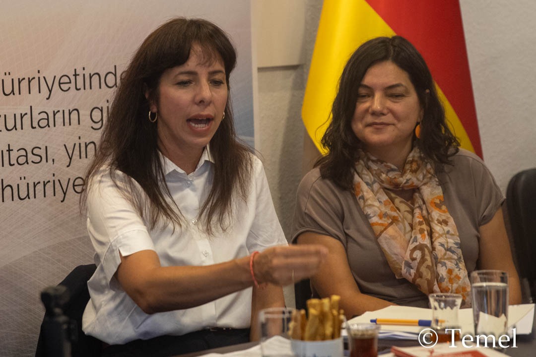 Elif Eralp: “Yuvalar kapatılmamalı, Tempelhofer Feld korunmalı”