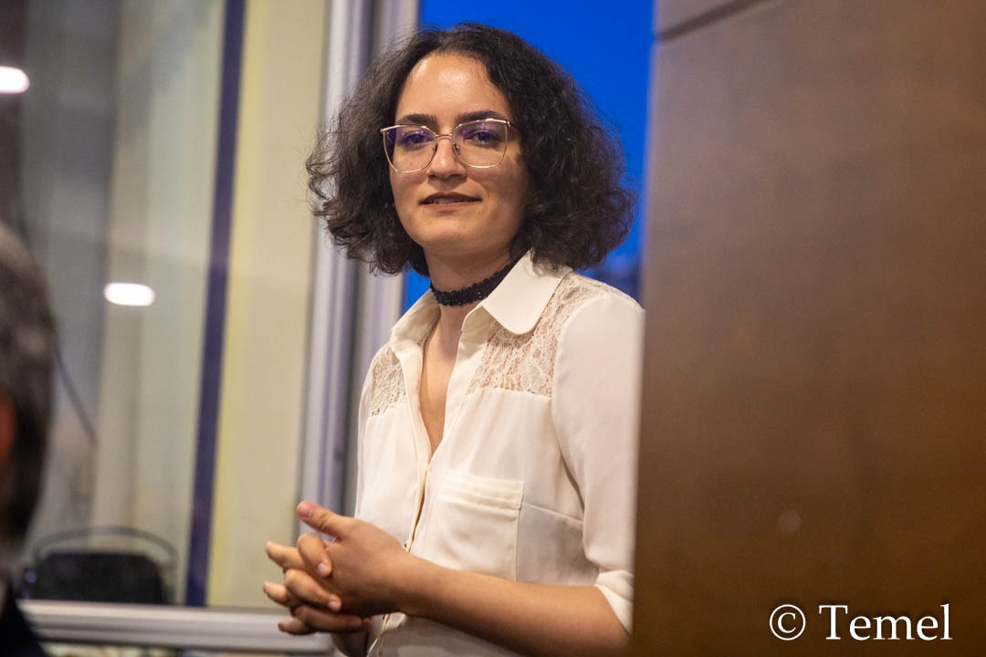Elif Eralp: “Yuvalar kapatılmamalı, Tempelhofer Feld korunmalı”
