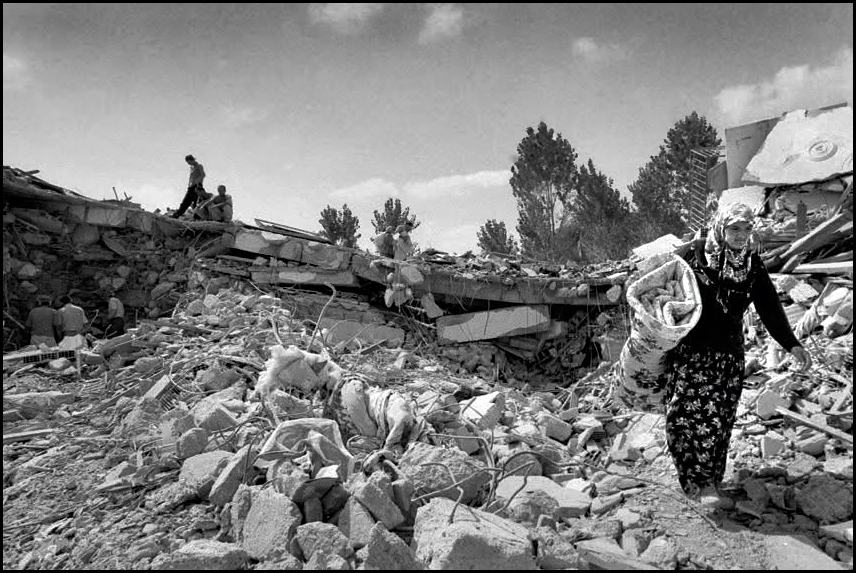 17 AĞUSTOS DEPREMİ: 27 YILLIK YARA
