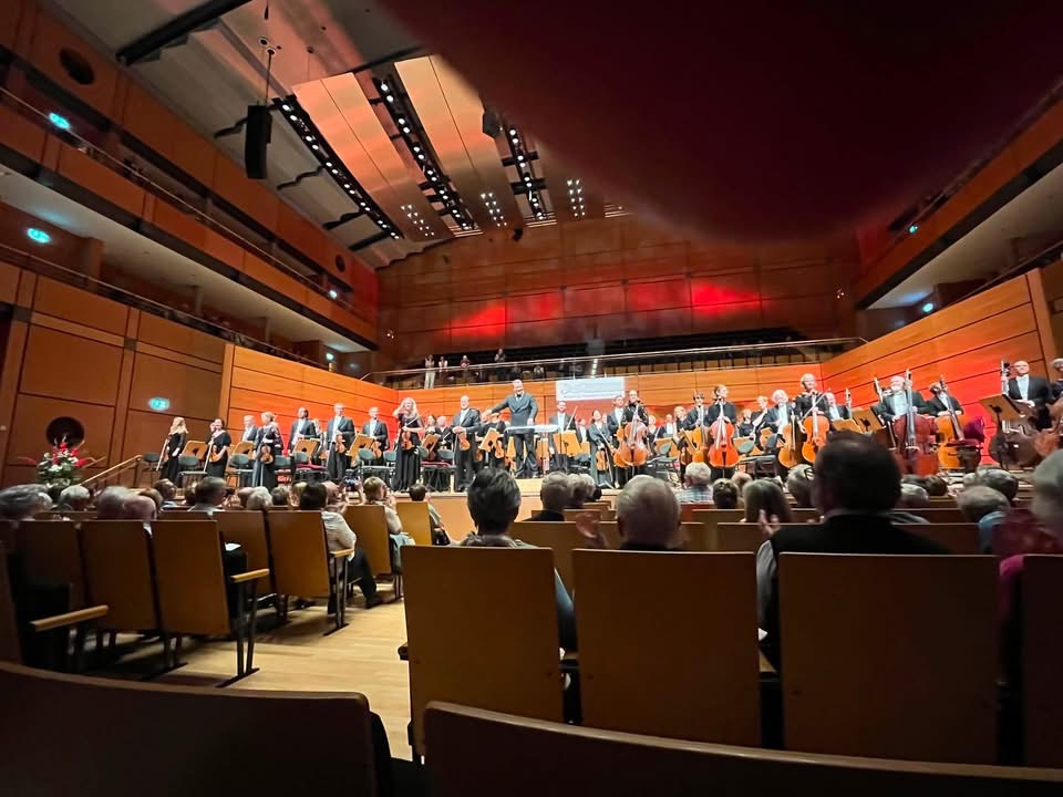 Lübeck’te Arpın Büyüsü: MuK’ta Stockholm Esintili Unutulmaz Festival Gecesi