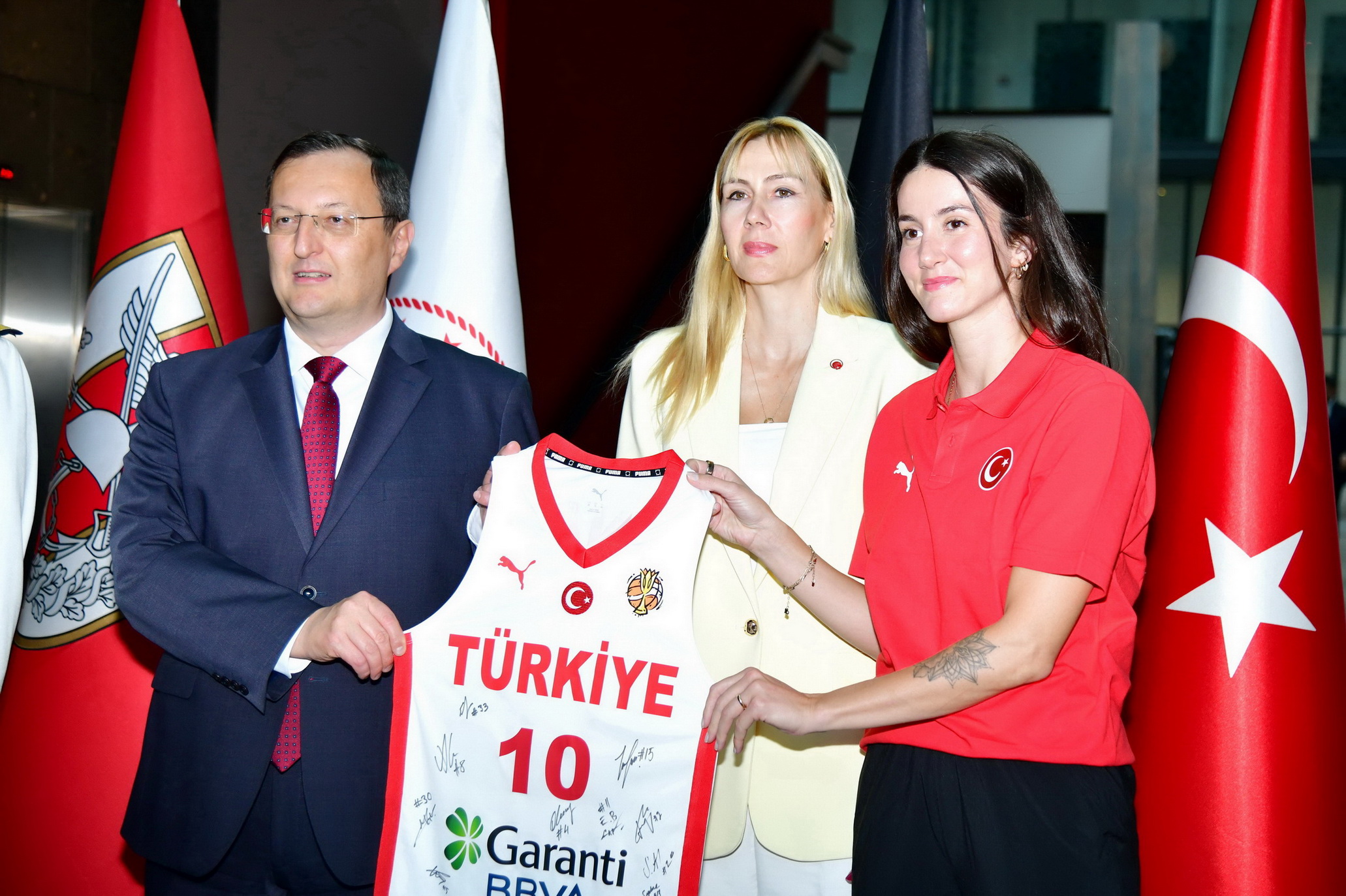 Berlin Büyükelçiliği’nde 30 Ağustos Zafer Bayramı Coşkuyla Kutlandı