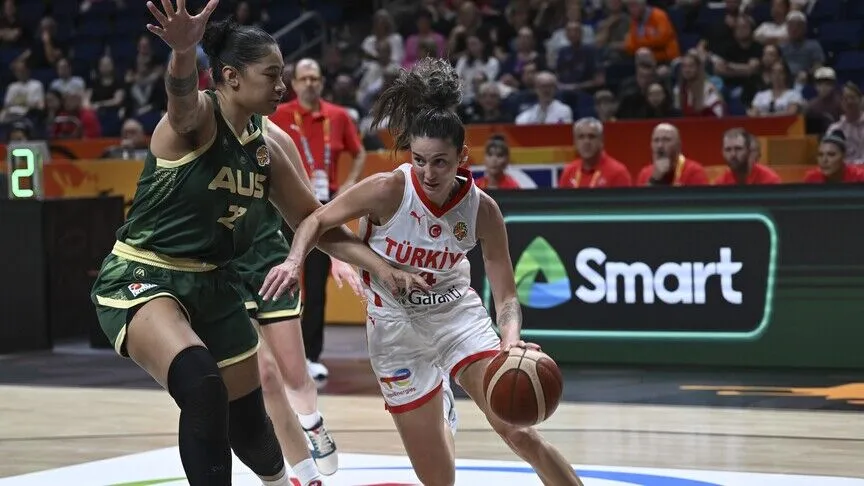 A Milli Kadın Basketbol Takımı Avustralya'ya mağlup oldu: 87-71