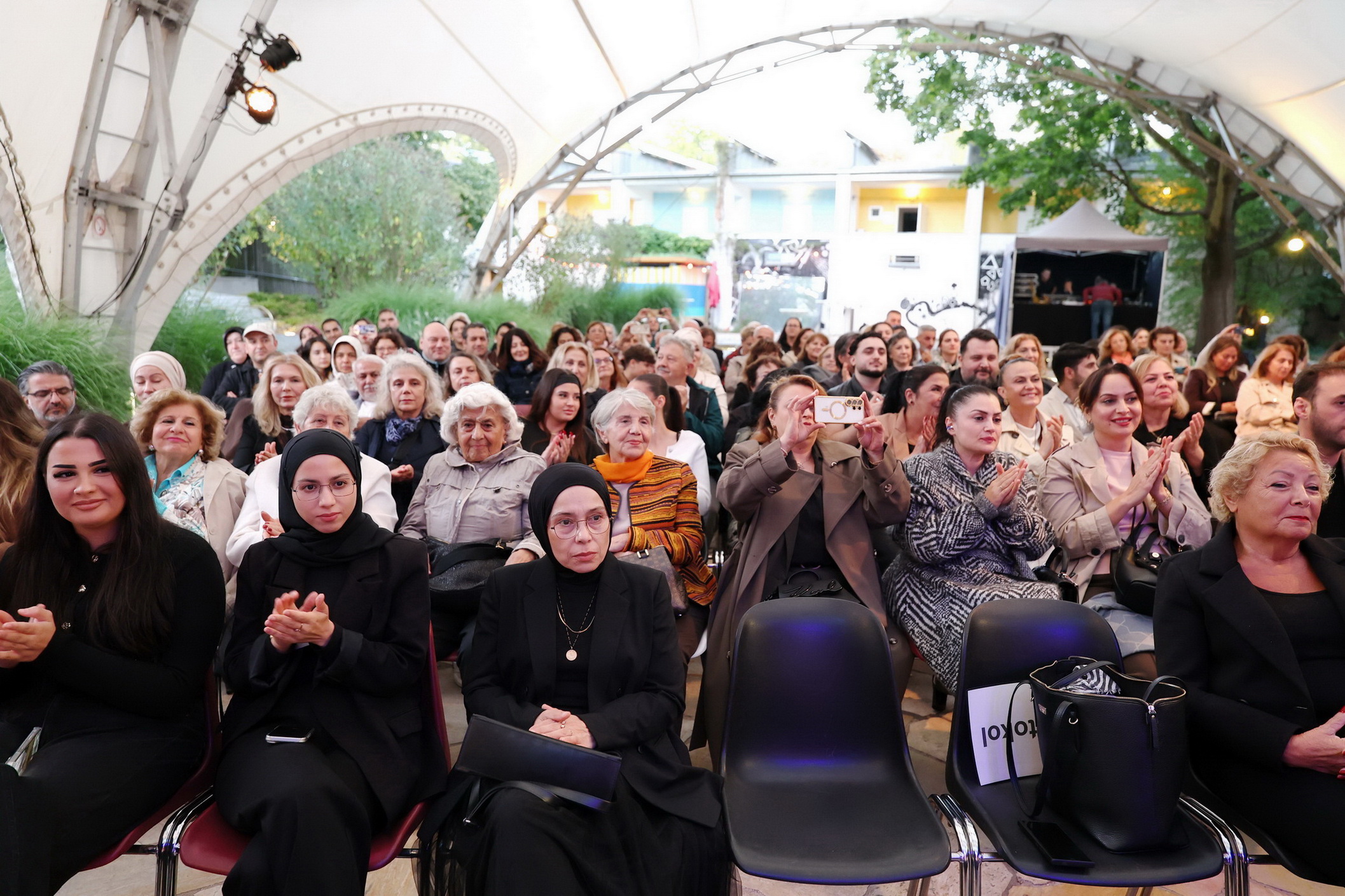 Berlin’de Türk Sanat Müziği Rüzgârı: BTMK’den Unutulmaz Açık Hava Konseri