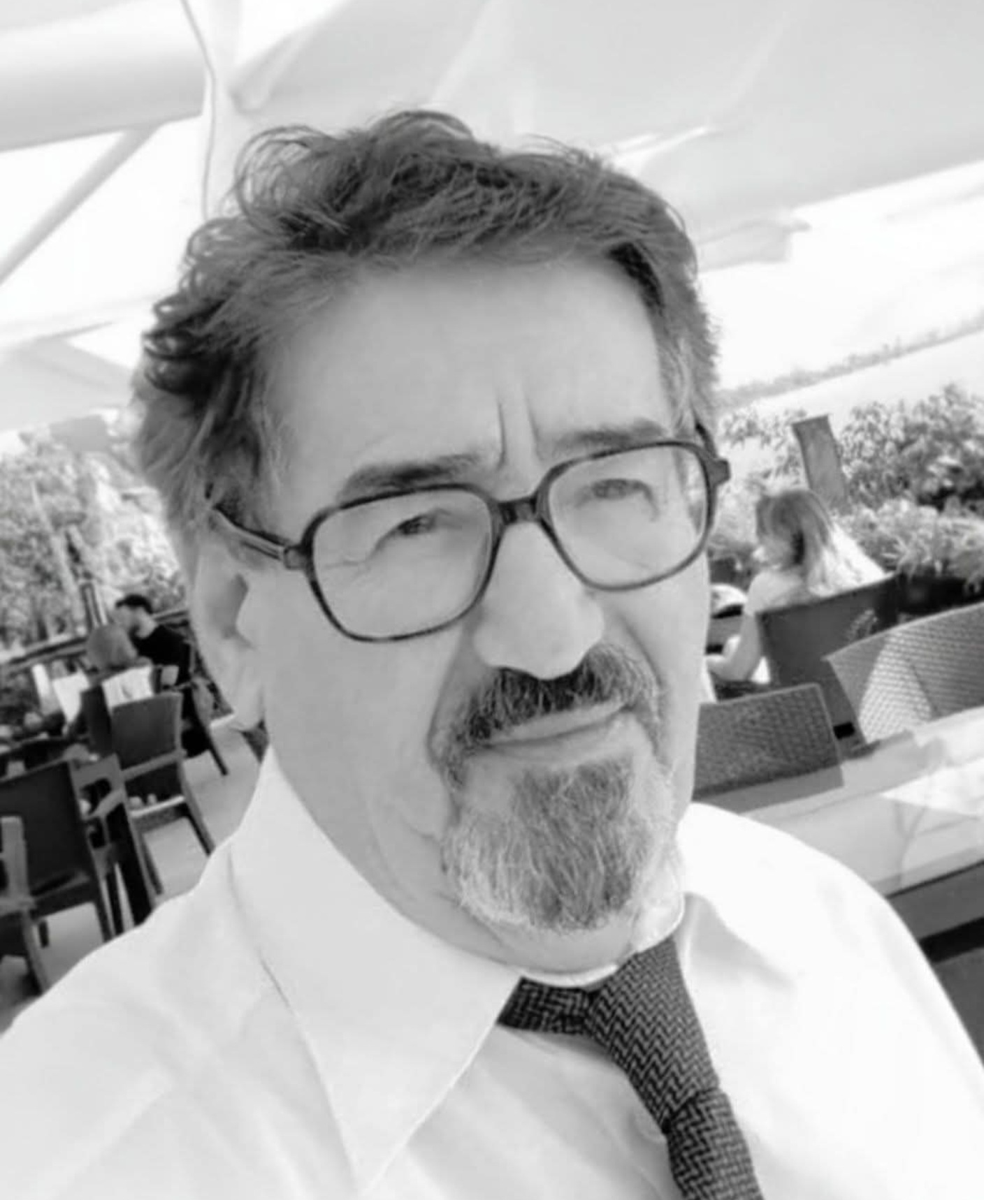 Rıza Özlek hayatını kaybetti