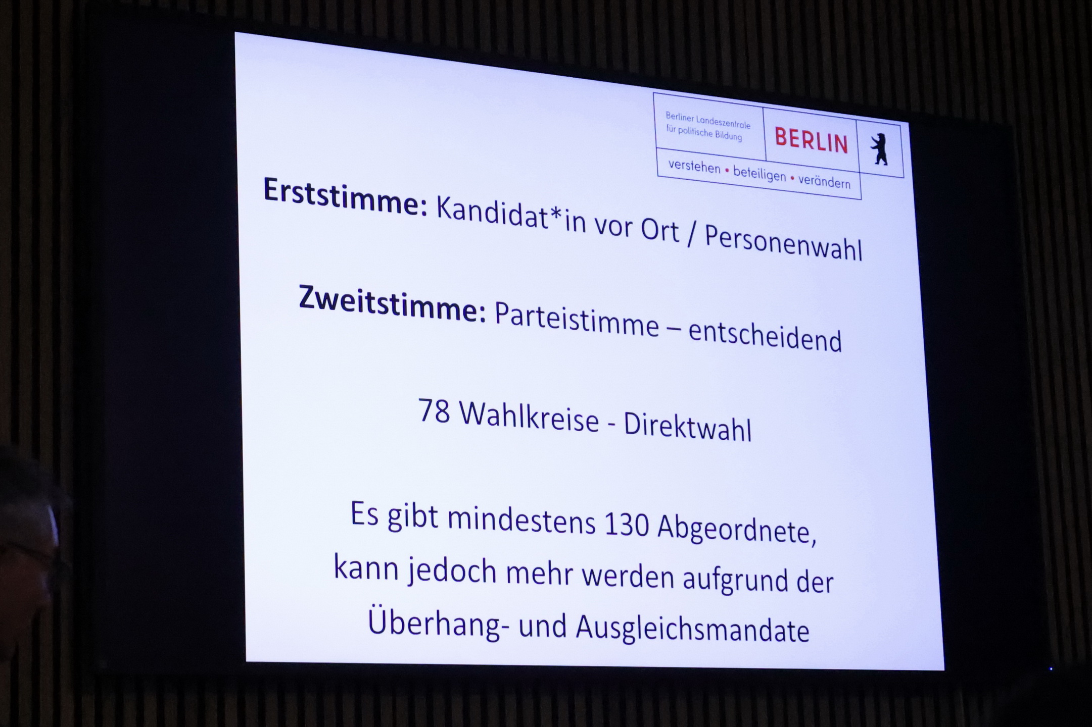 Berlin Eyalet Seçimleri Öncesi TDU’da Seçmen Bilgilendirme Toplantısı