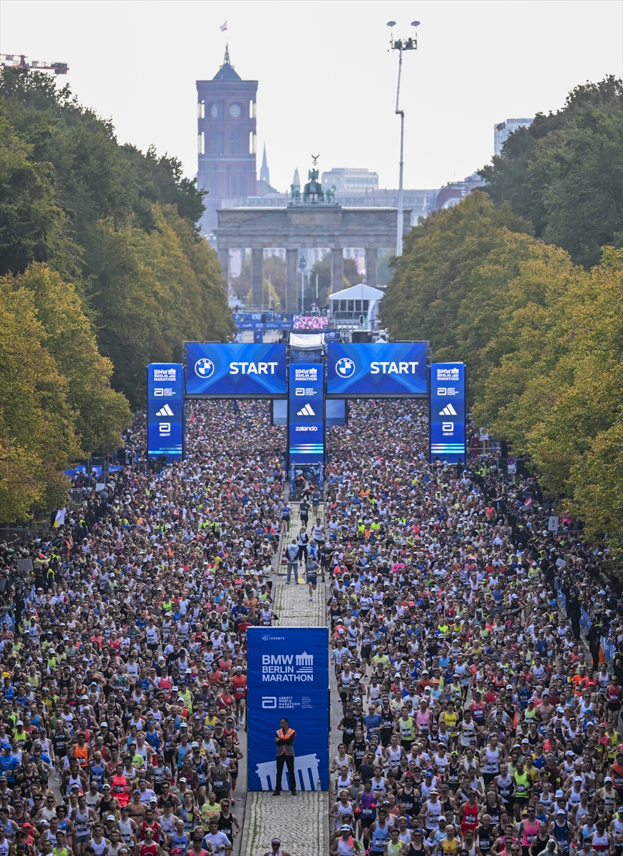Berlin Maratonu sona erdi: Etiyopyalı Guye Adola kazandı